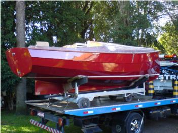 Lapstrake plywood boat plans for amateur boatbuilders